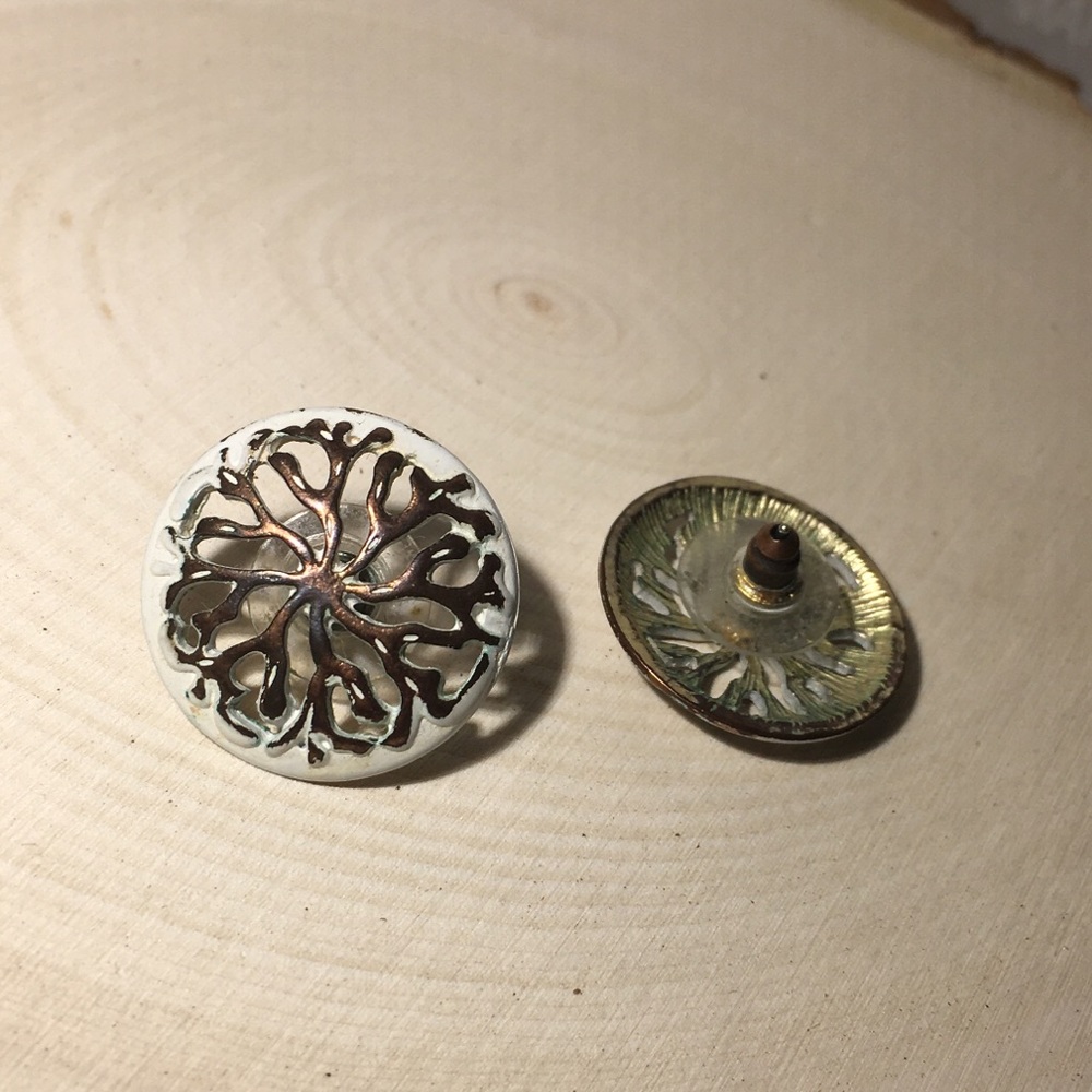 Vintage earring set! - Picture 6 of 6